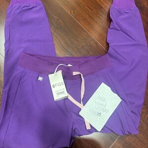 NWT Figs Ultra Violet Zamora Joggers